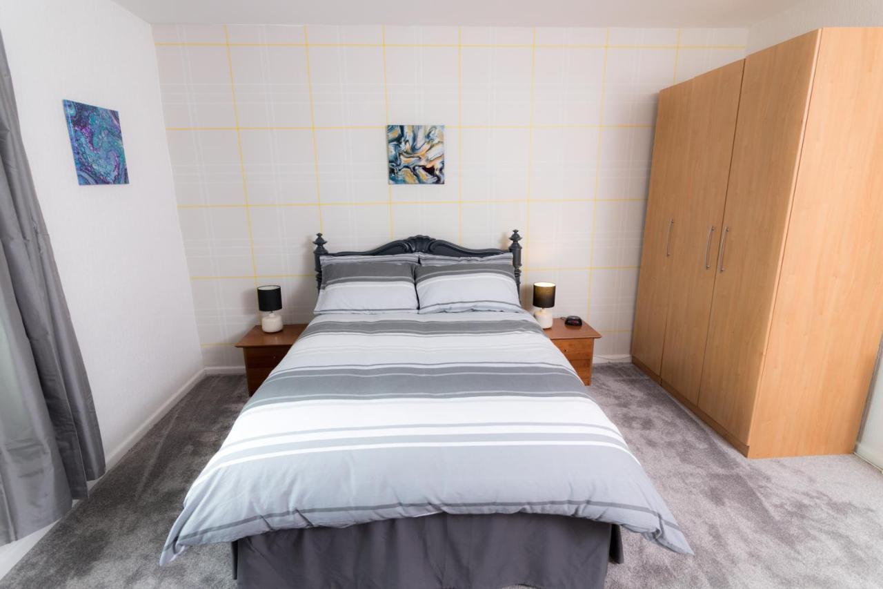Entire House - 2 Bedroom - 3 Bed - Free Wifi - Tv Clayton-le-Moors Εξωτερικό φωτογραφία